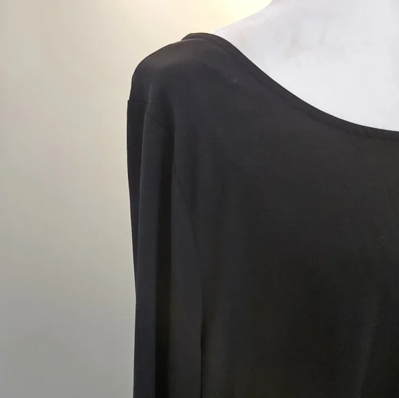 Avenue Women's Size 3x Black Shirt Tunic with Blue Trim - Picture 7 of 13